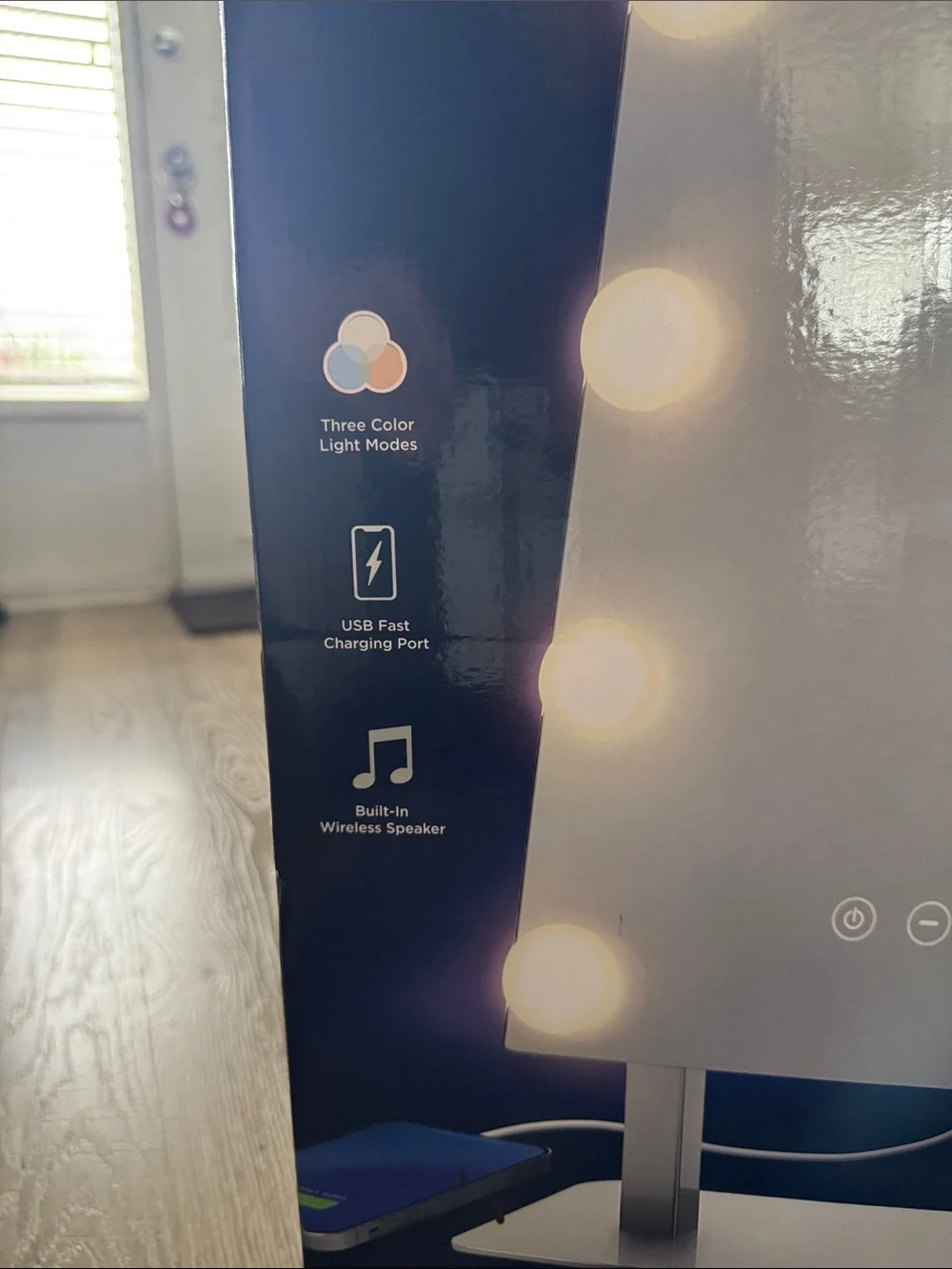 iHome Hollywood Vanity Speaker Mirror with three dimmable color modes!